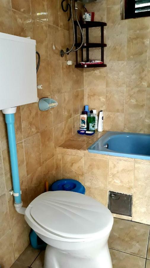 Apartman Tatjana Sutomore Exterior photo